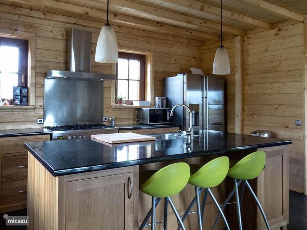 Houten Villa Tine Den Ham Bagian luar foto